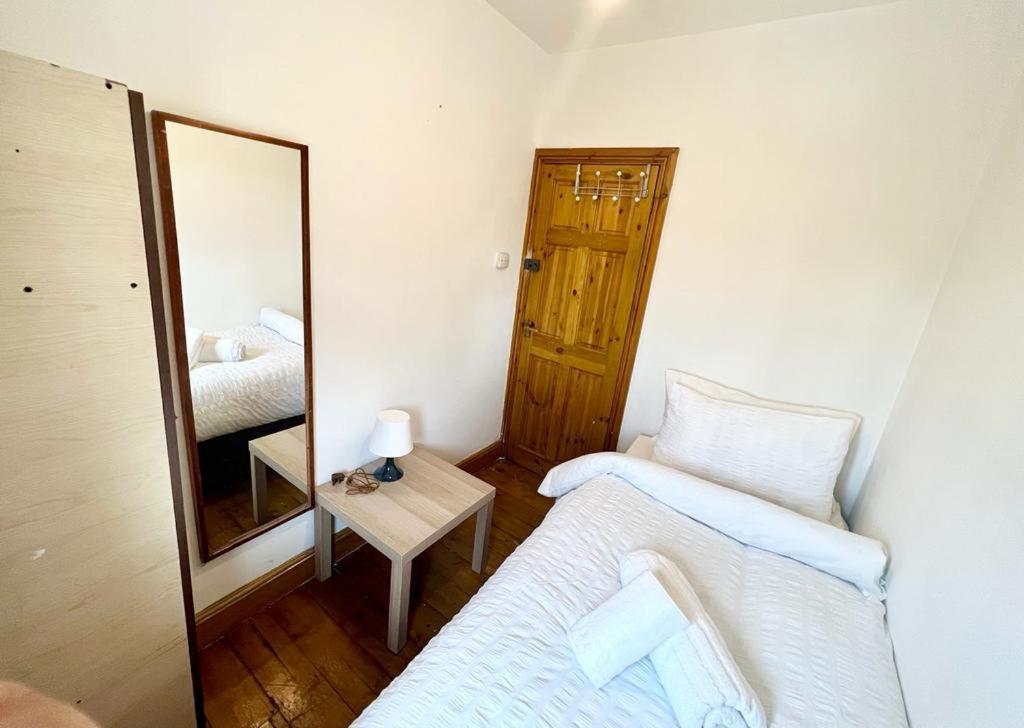 Room With Single Bed 런던 외부 사진
